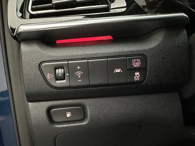 Kia Niro 1.6 GDi Hybrid DynamicLine 2020 Hybride Benzine 32