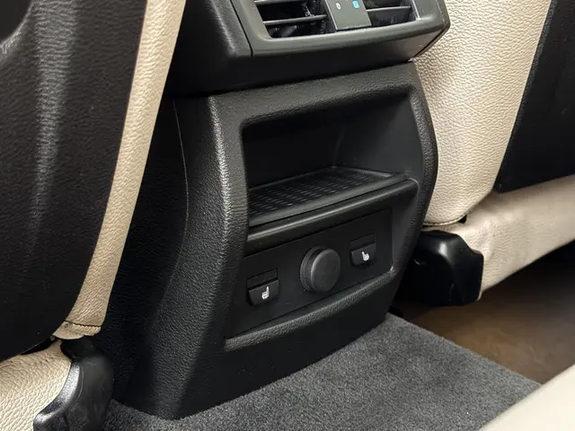 BMW X3 xDrive35i High Executive 2015 Benzine 13