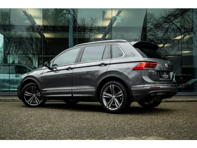 Volkswagen Tiguan 2.0 TSI 4Motion Highline 2018 Benzine 2