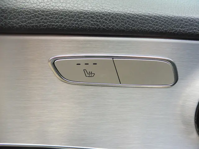 Mercedes-Benz C-Klasse Estate 180 Prestige 2015 Benzine 22