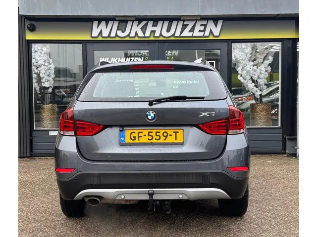BMW X1 SDrive18i 2013 Benzine 4
