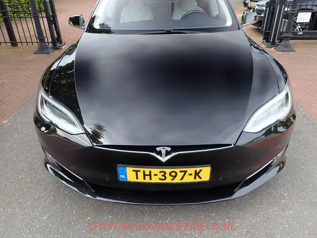 Tesla Model S 75D 2018 Elektrisch 38