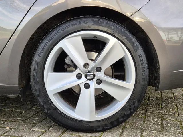 SEAT Leon ST 1.4 EcoTSI FR Connect 2016 Benzine 54