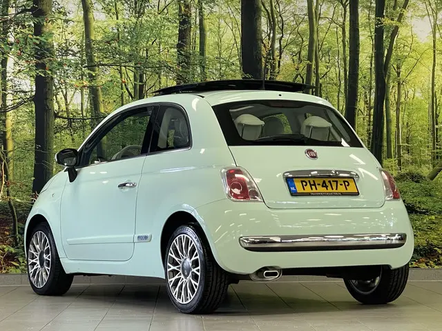 Fiat 500 1.2 Lounge 2015 Benzine 7