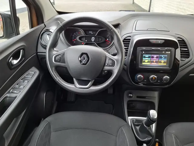 Renault Captur TCe 90 Limited 2020 Benzine 14