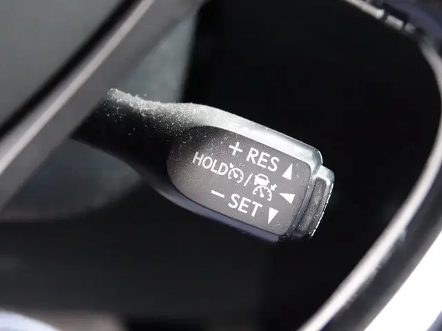 Toyota C-HR 1.8 Hybrid Dynamic 2018 Hybride Benzine 27