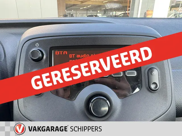 Toyota Aygo 1.0 VVT-i x airco cruise 5d 2018 Benzine 9