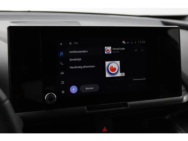 Toyota C-HR 1.8 Hybrid 140 Dynamic 2026 Hybride Benzine 8