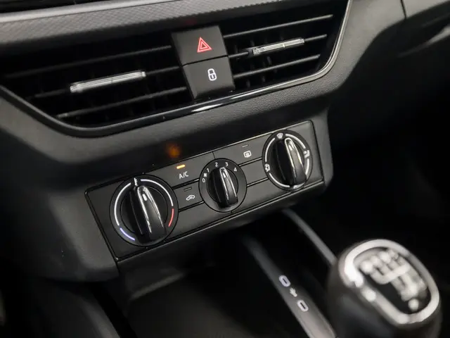 Škoda Kamiq 1.0 TSI Sport 2020 Benzine 9