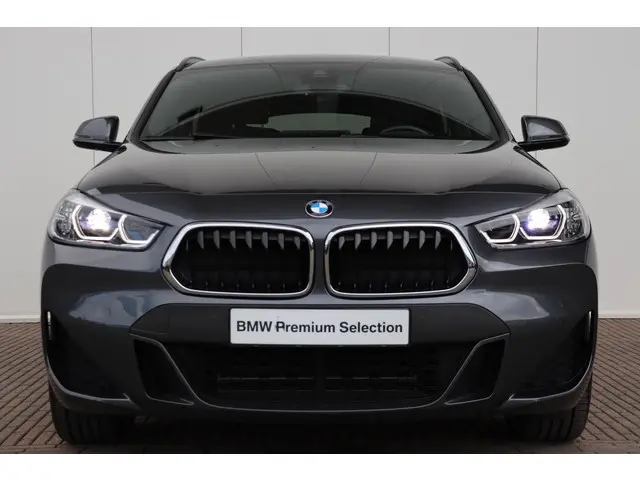 BMW X2 xDrive25e 2021 Hybride Benzine 2