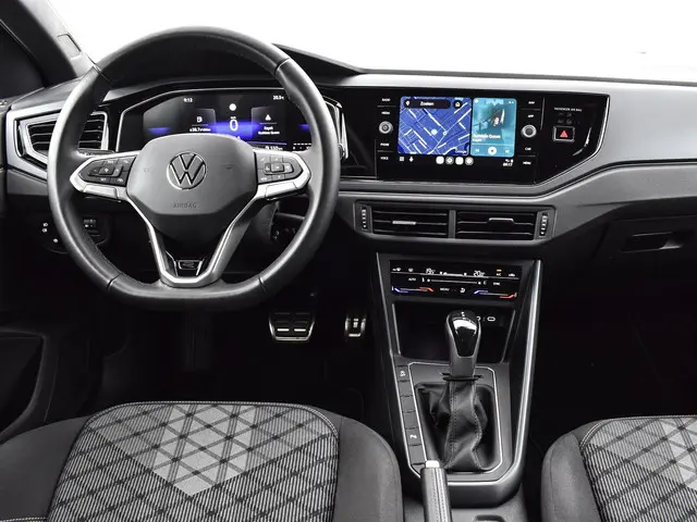 Volkswagen Polo 1.0 TSI 95pk DSG R-Line 2024 Benzine 3