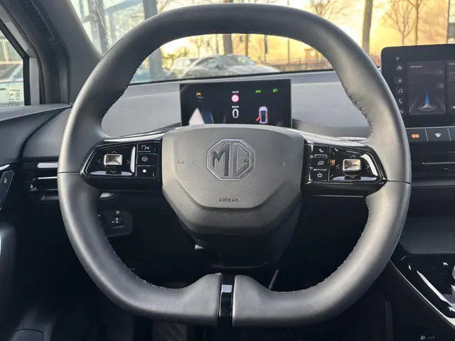 MG MG4 Electric Luxury 64 kWh 2024 Elektrisch 13
