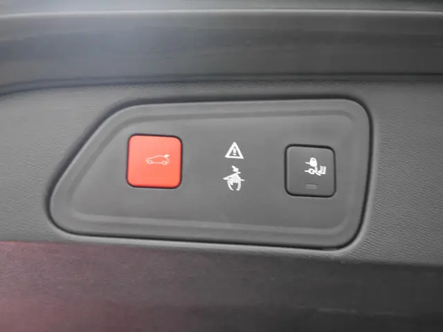 Peugeot 3008 1.2 PureTech GT Line 2017 Benzine 11