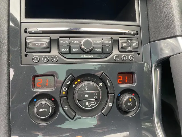 Peugeot 3008 1.6 VTi Style | Panoramadak | NAP 2014 Benzine 17