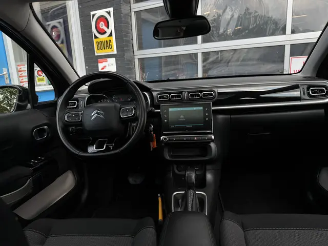 Citroën C3 1.2 PureTech S&S Shine 2018 Benzine 5
