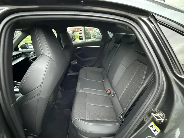 Audi A3 Limousine 30 TFSI S edition 2022 Benzine 14