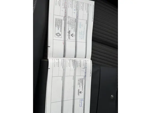 Renault Scénic 1.2 TCe Bose 2017 Benzine 16