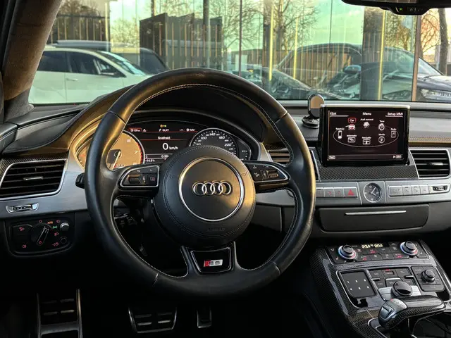 Audi S8 4.0 TFSI quattro Pro Line+ 2015 Benzine 8