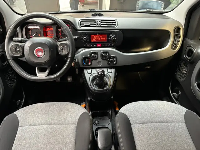 Fiat Panda 1.2 Lounge / Airco 2018 Benzine 17