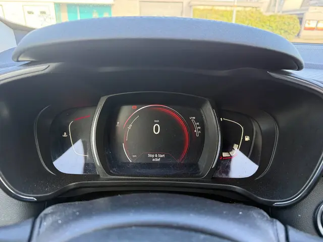 Renault Kadjar 1.2 TCe Bose 2016 Benzine 14