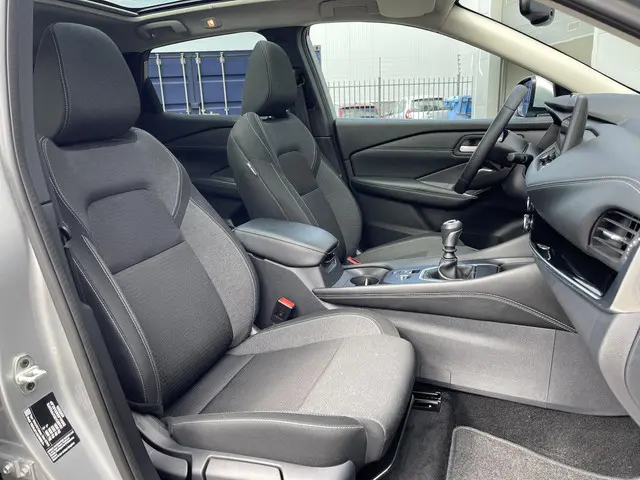 Nissan QASHQAI 1.3 MHEV N-Connecta 2023 Benzine 11