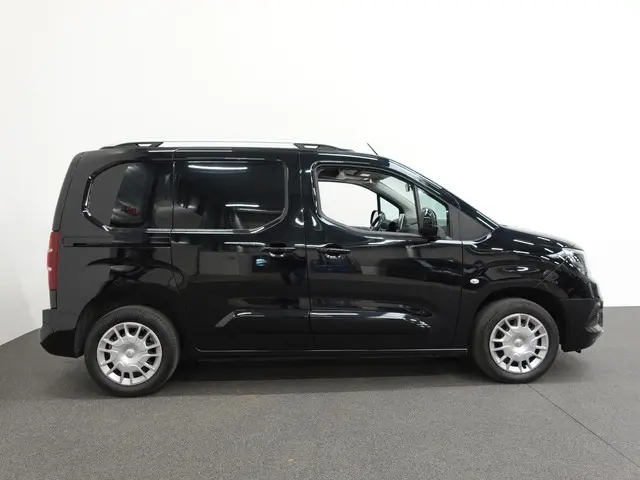 Opel Combo 1.5D L1H1 Edition 2021 Diesel 24
