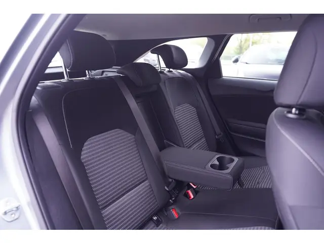 Kia Ceed Sportswagon 1.0 T-GDi DynamicLine 2022 Benzine 37