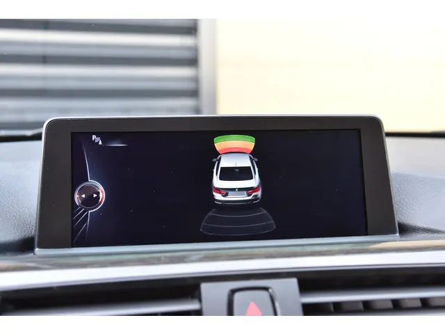BMW 4 Serie Coupé 420i High Executive 2014 Benzine 18