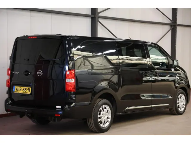 Opel Vivaro 2