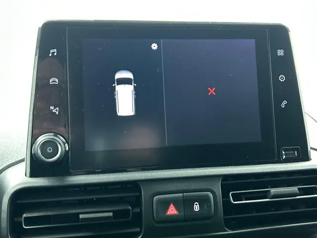 Opel Combo 1.5D L1H1 130pk Automaat Edition 2023 Diesel 16