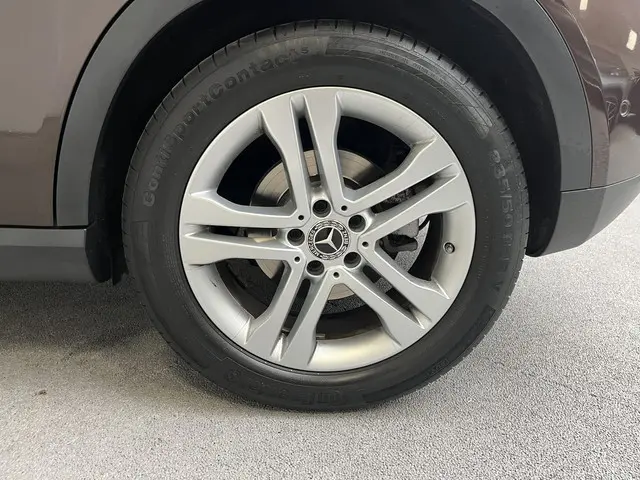 Mercedes-Benz GLA 180 Business Solution 2018 Benzine 30