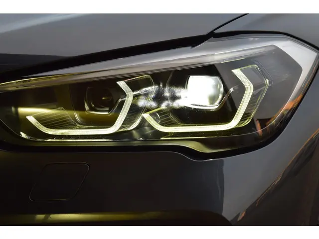 BMW X1 sDrive20i 2019 Benzine 24