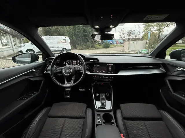 Audi A3 Limousine 30 TFSI S edition 2022 Benzine 15