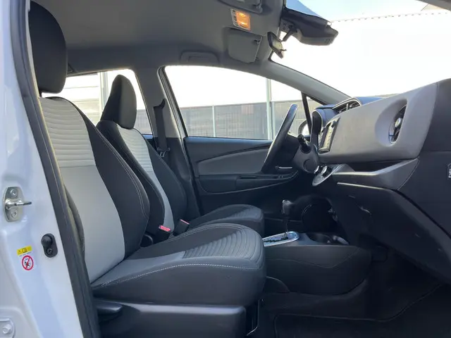 Toyota Yaris 1.5 Hybrid Active 2019 Hybride Benzine 23