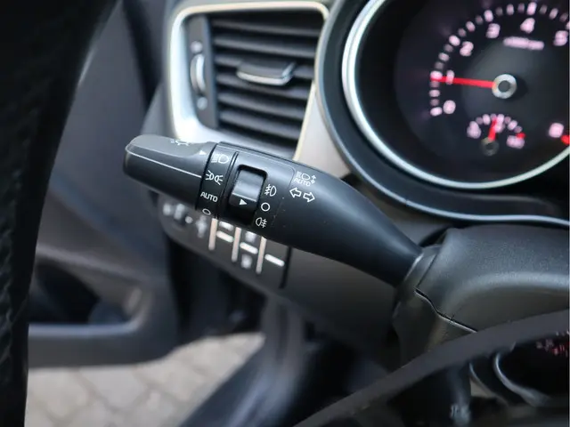 Kia Ceed 1.0 T-GDi 2022 Benzine 30