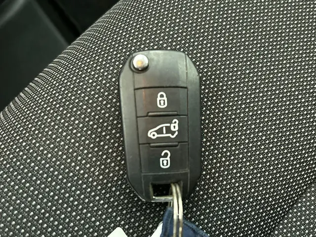 Opel Combo 1.5D L2H1 Edition 2021 Diesel 29