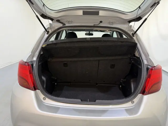 Toyota Yaris HB 1.0 VVt-i Aspiration 2015 Benzine 21