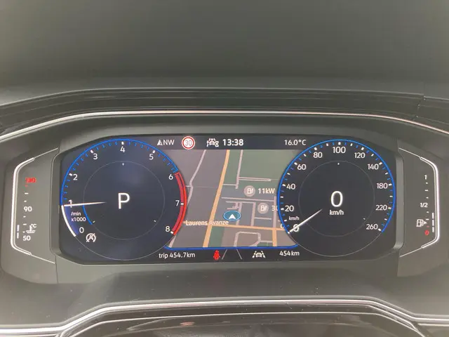 Volkswagen Polo 1.0 TSI R-Line Edition 2025 Benzine 9