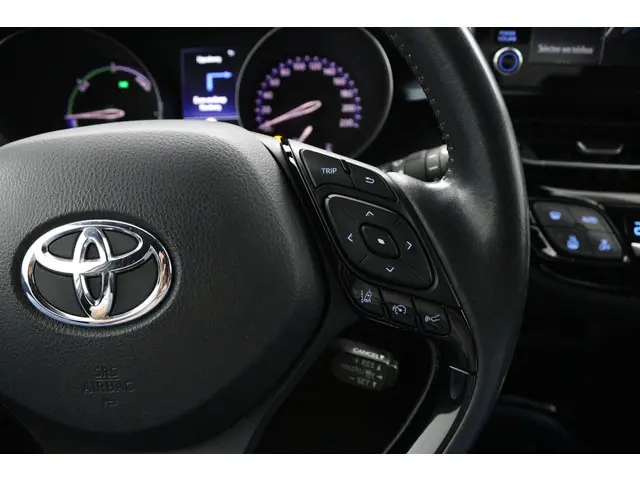 Toyota C-HR 1.8 Hybrid Style 2021 Hybride Benzine 21