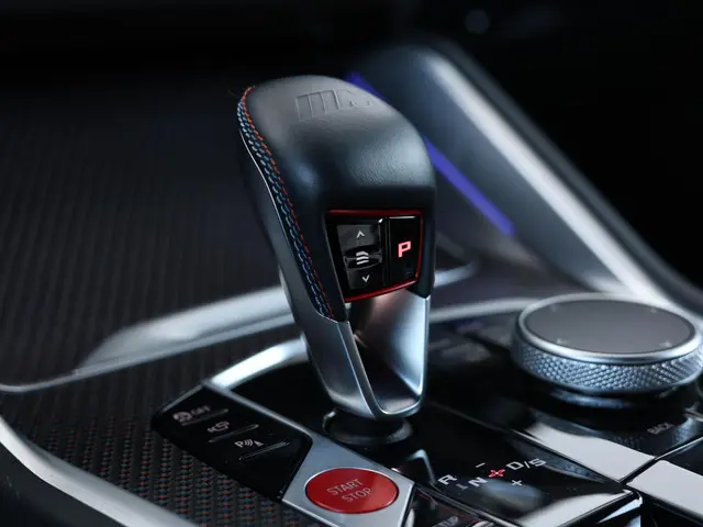 BMW XM PHEV Label Red 30 kWh 2025 Hybride Benzine 53