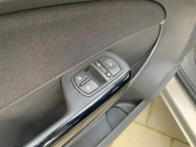 Opel Corsa 1.2 EcoFlex Selection|Airco| 2013 Benzine 10