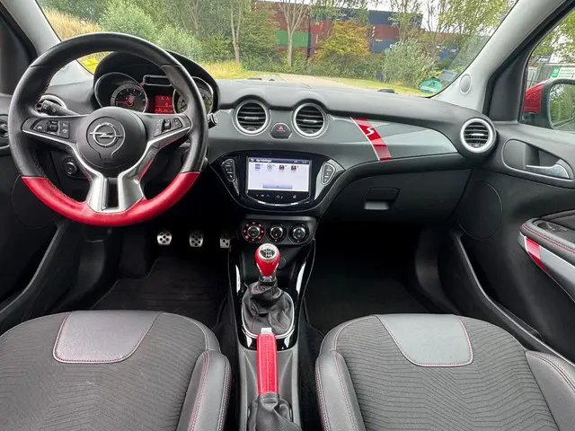 Opel ADAM 1.4 Turbo Rocks S 2015 Benzine 8