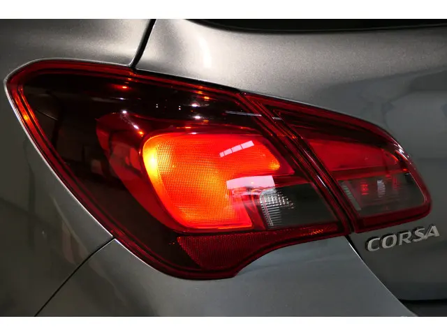 Opel Corsa 1.4 Favourite 2018 Benzine 47