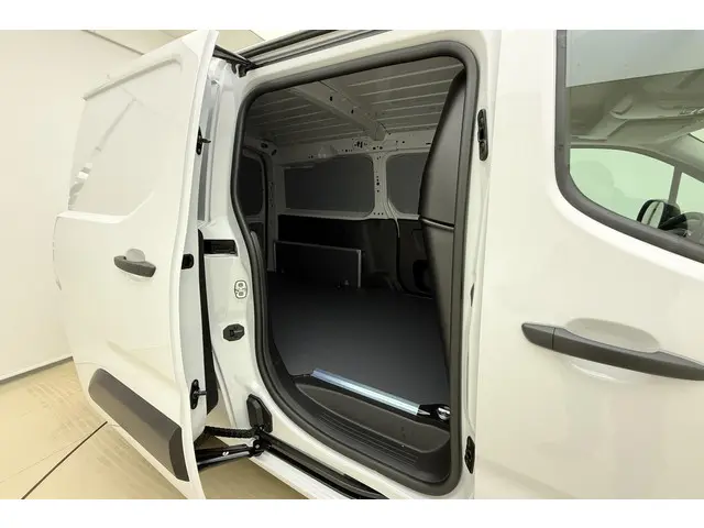 Peugeot Partner 1.5 BlueHDI Asphalt Long 2026 Diesel 10