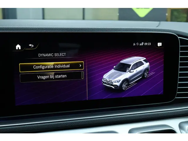 Mercedes-Benz GLE 350 e 4MATIC 2022 Hybride Benzine 32