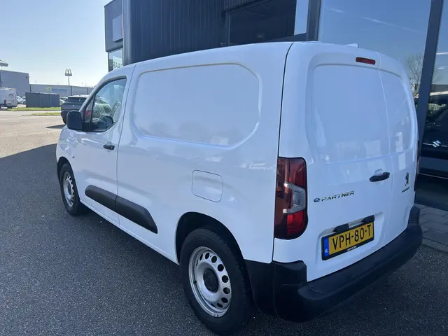 Peugeot e-Partner Pro 50 kWh 2022 Elektrisch 4