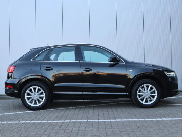 Audi Q3 1.4 TFSI CoD Advance 2019 Benzine 16