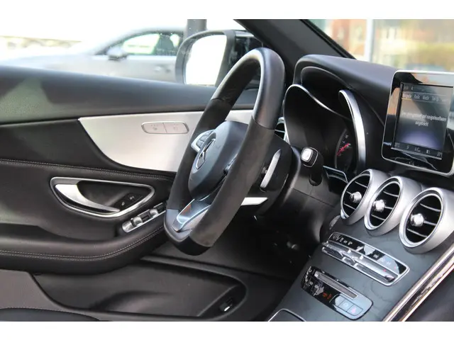 Mercedes-Benz C-Klasse Cabrio 180 Premium 2018 Benzine 3