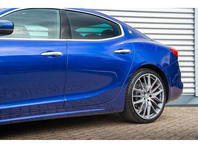 Maserati Ghibli 3.0 V6 S Q4 Ribelle 2021 Benzine 39