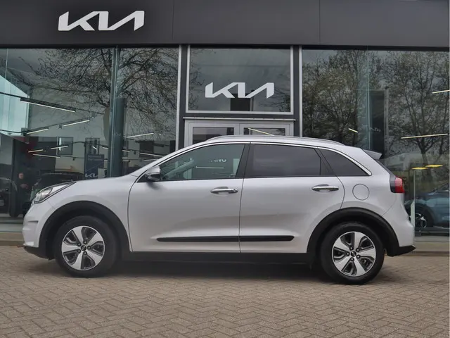 Kia Niro 1.6 GDi Hybrid Edition 2018 Hybride Benzine 2